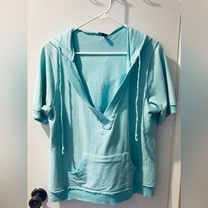 Short sleeve v neck sweatshirt